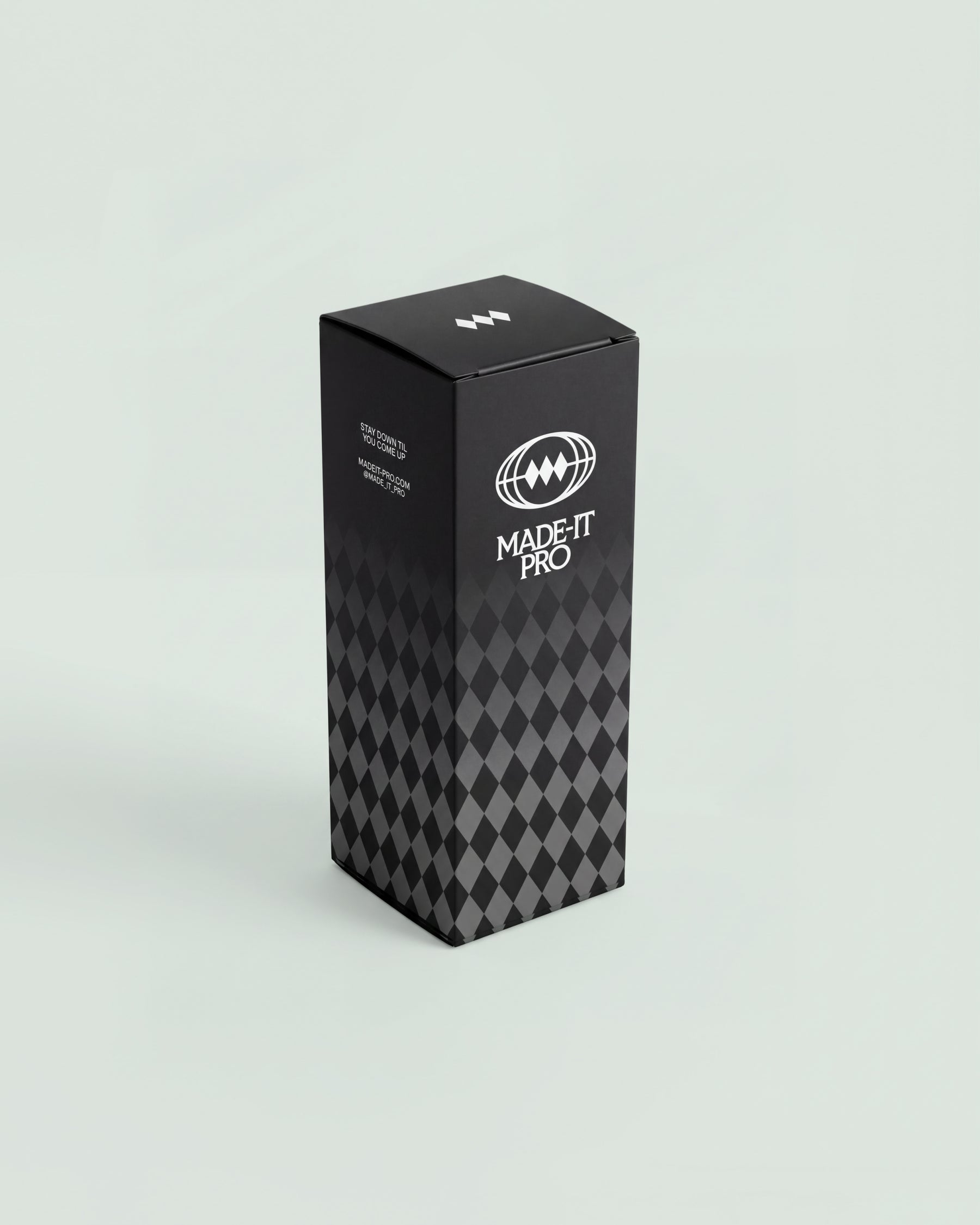 The MXP Pro V1 Golf Ball
